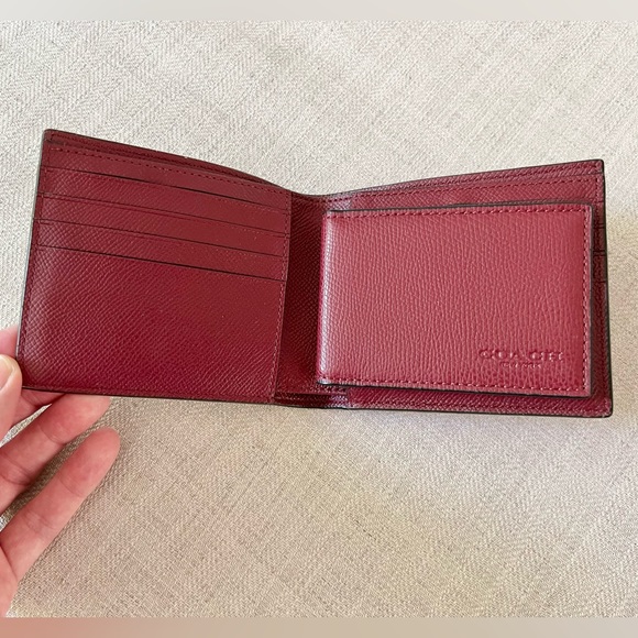 Coach Compact ID CrossGrain Leather Wallet - Picture 8 of 14